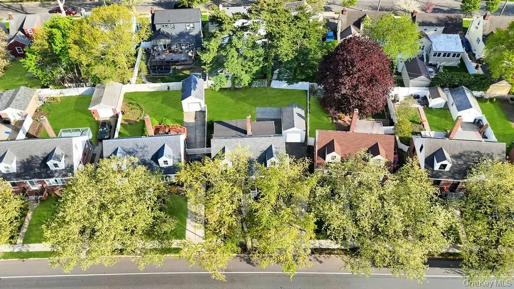 445 Peninsula Boulevard Lynbrook NY 11563