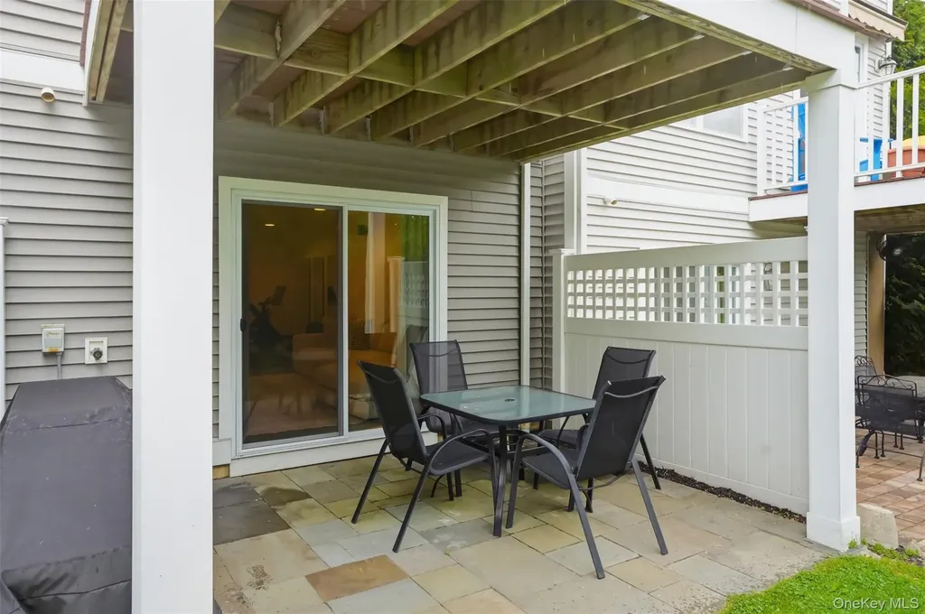 15 High Ridge Lane Middletown NY 10940