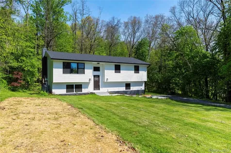 15 Larissa Lane Wappingers Falls NY 12590