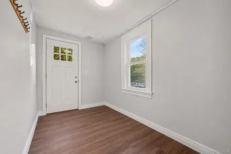 17 Grant Street Pleasantville NY 10570