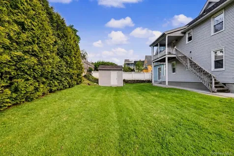 17 Grant Street Pleasantville NY 10570