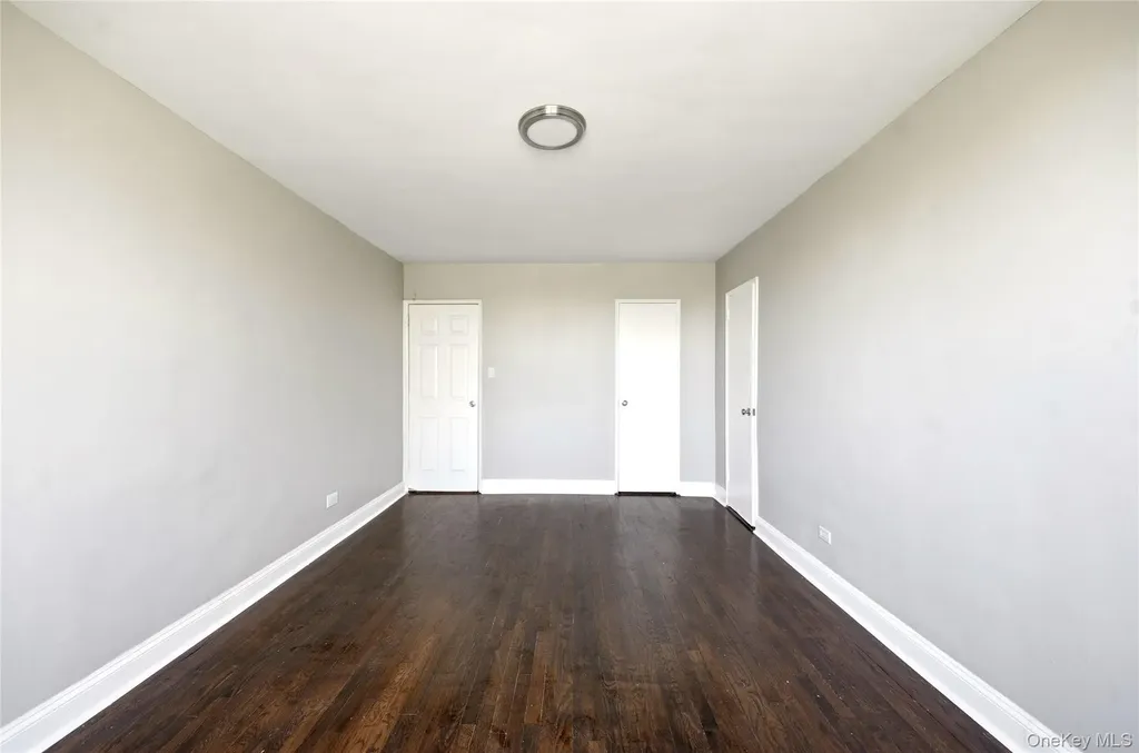3531 Bronxwood Bronx NY 10469