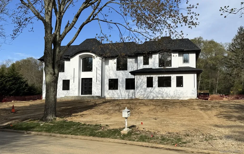 5 Somner Drive Dix Hills NY 11746
