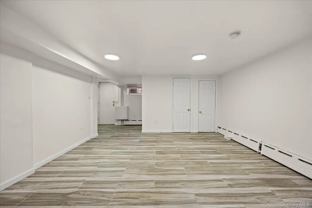 2067 32nd Street Astoria NY 11105