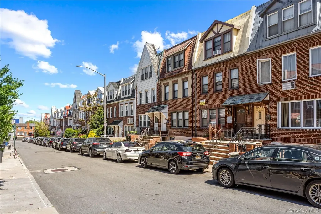 2067 32nd Street Astoria NY 11105