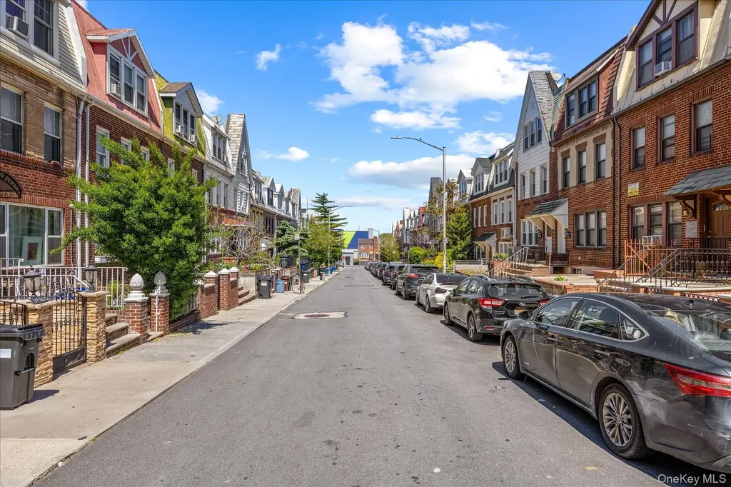2067 32nd Street Astoria NY 11105