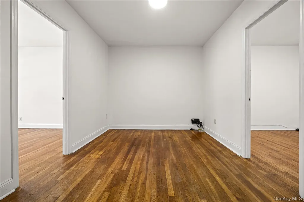 2067 32nd Street Astoria NY 11105