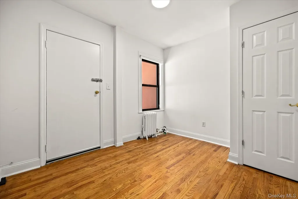 2067 32nd Street Astoria NY 11105