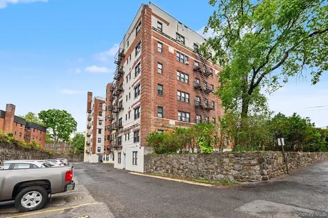 485 Pelham Road New Rochelle NY 10805