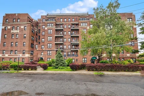 485 Pelham Road New Rochelle NY 10805