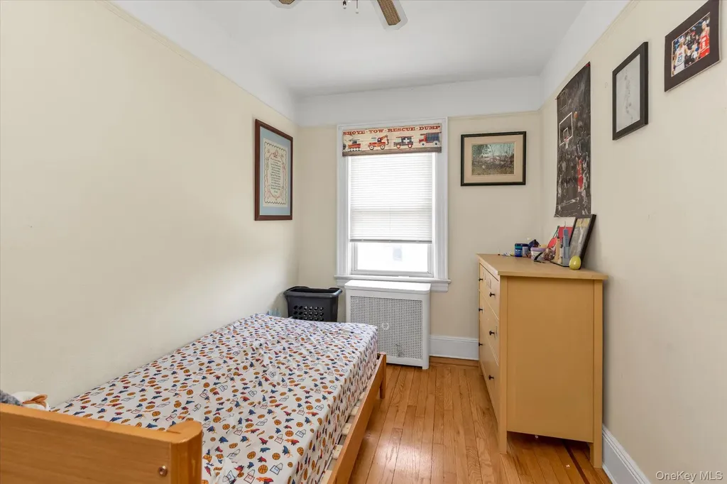 376 Cochran Place Valley Stream NY 11581