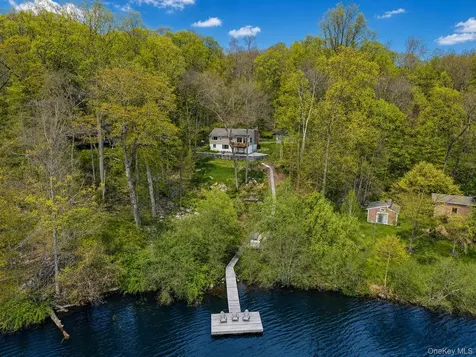 101 Seven Hills Lake Drive Carmel NY 10512