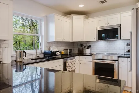 101 Seven Hills Lake Drive Carmel NY 10512