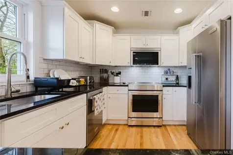 101 Seven Hills Lake Drive Carmel NY 10512