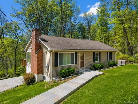 101 Seven Hills Lake Drive Carmel NY 10512