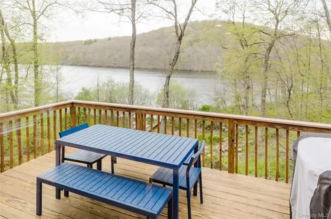 101 Seven Hills Lake Drive Carmel NY 10512