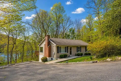 101 Seven Hills Lake Drive Carmel NY 10512