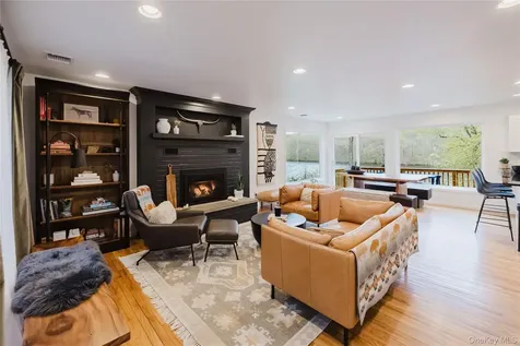 101 Seven Hills Lake Drive Carmel NY 10512