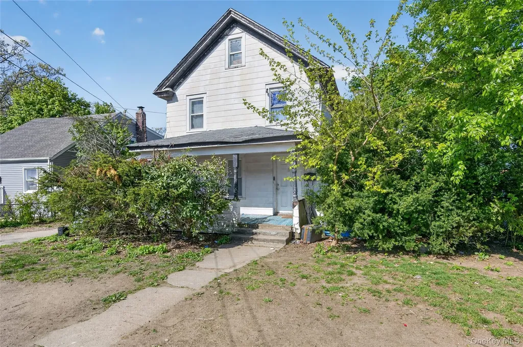 95 Rose Avenue Roosevelt NY 11575