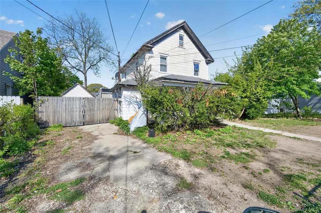 95 Rose Avenue Roosevelt NY 11575