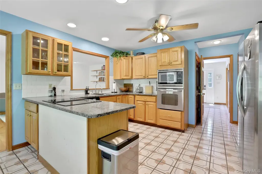 8 White Pine Lane Fishkill NY 12524