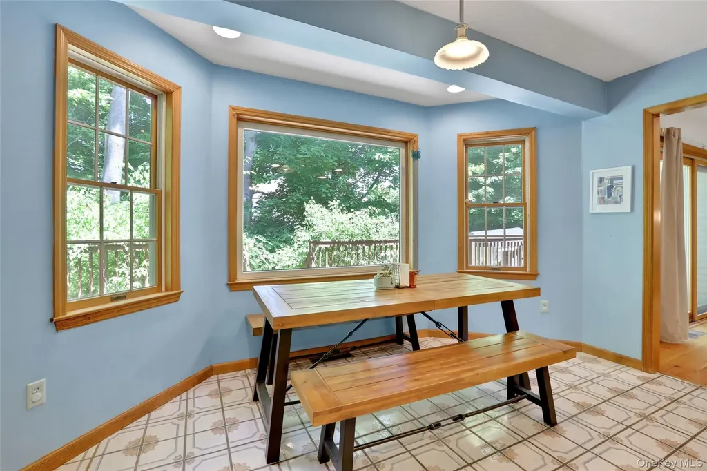 8 White Pine Lane Fishkill NY 12524