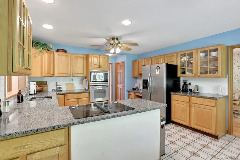 8 White Pine Lane Fishkill NY 12524
