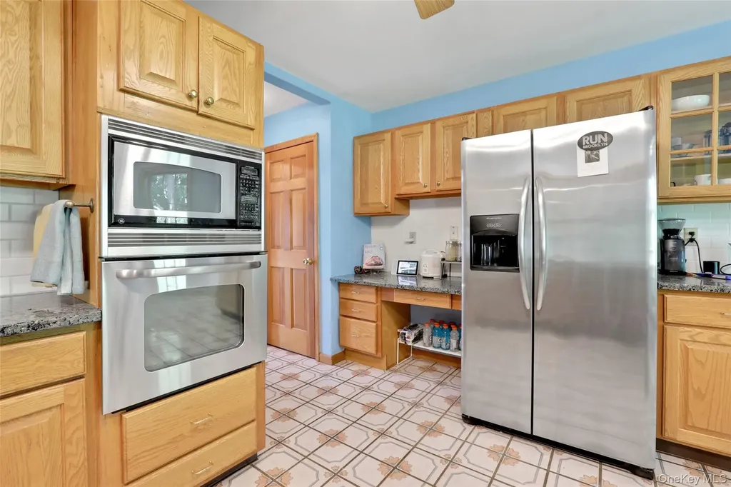 8 White Pine Lane Fishkill NY 12524