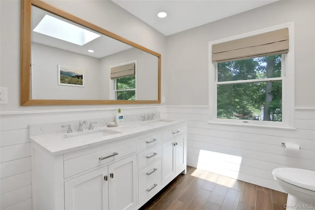 8 White Pine Lane Fishkill NY 12524