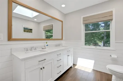 8 White Pine Lane Fishkill NY 12524