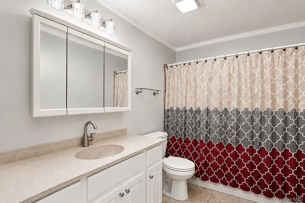 7 Roundtree Court Beacon NY 12508