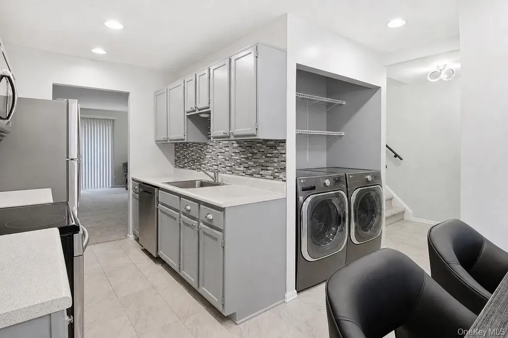 7 Roundtree Court Beacon NY 12508