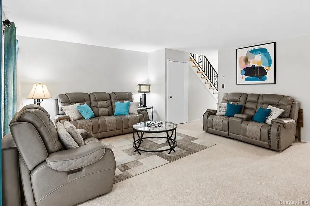 7 Roundtree Court Beacon NY 12508