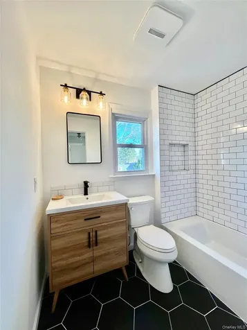 1525 Mamaroneck Avenue Mamaroneck NY 10543