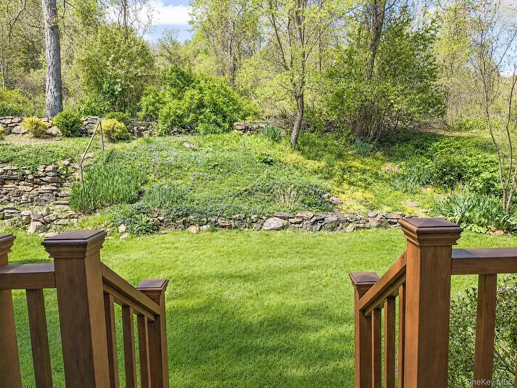 1203 Greystone Lane Brewster NY 10509