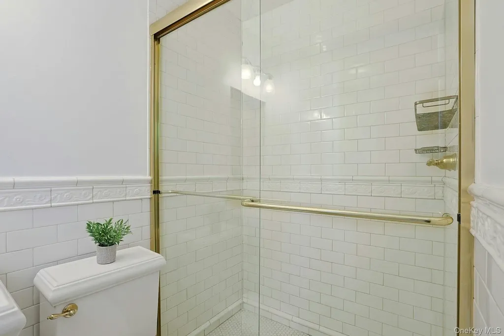 8 Ann Place Valhalla NY 10595