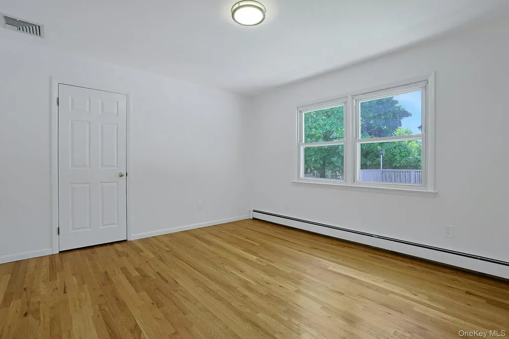 8 Ann Place Valhalla NY 10595