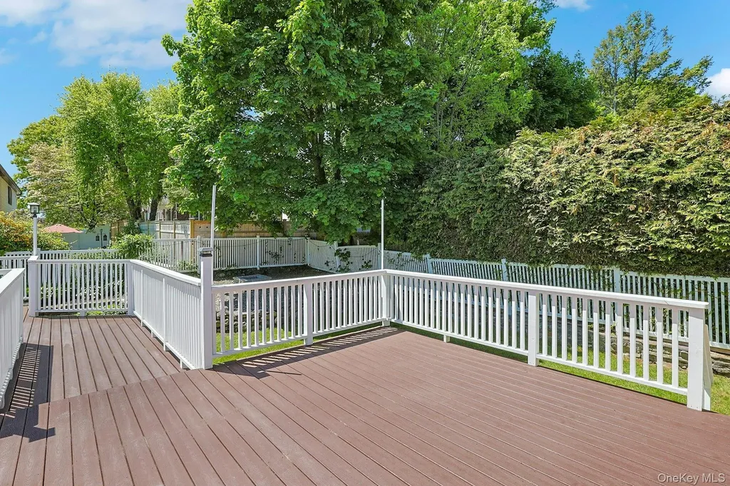 8 Ann Place Valhalla NY 10595