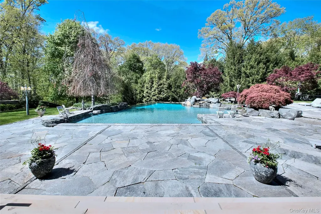 68 Quarry Lane Bedford NY 10506