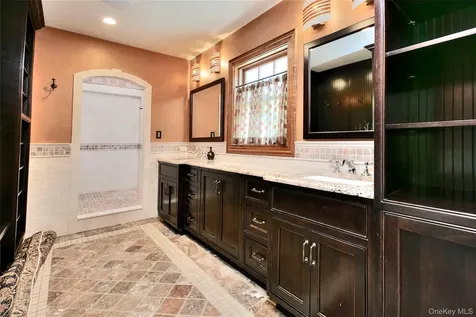 68 Quarry Lane Bedford NY 10506
