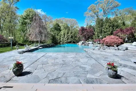 68 Quarry Lane Bedford NY 10506