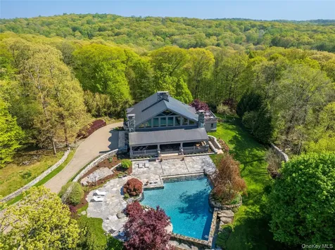 68 Quarry Lane Bedford NY 10506