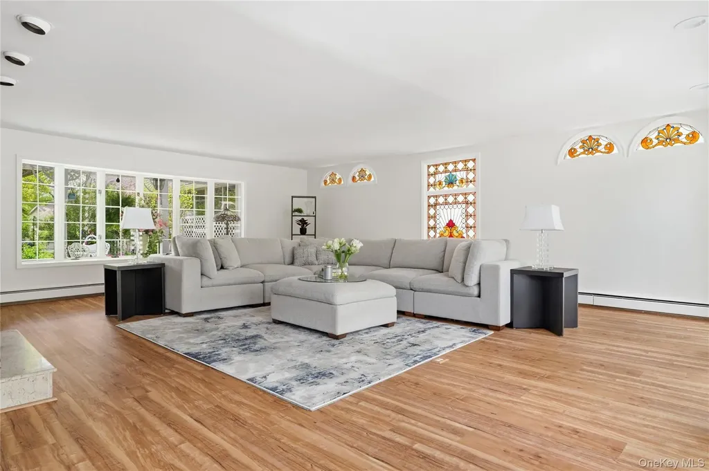 20 Point Drive S Lake Peekskill NY 10537