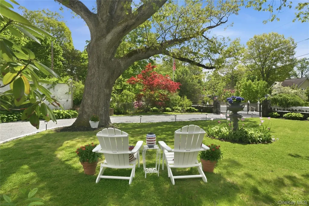 20 Point Drive S Lake Peekskill NY 10537