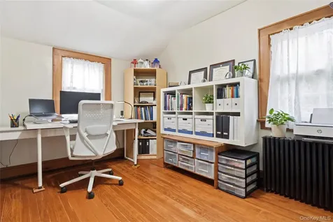 20 Point Drive S Lake Peekskill NY 10537