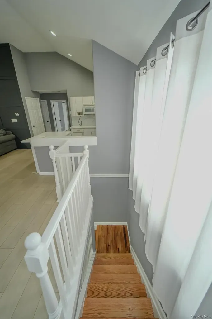587 Miller Avenue Freeport NY 11520