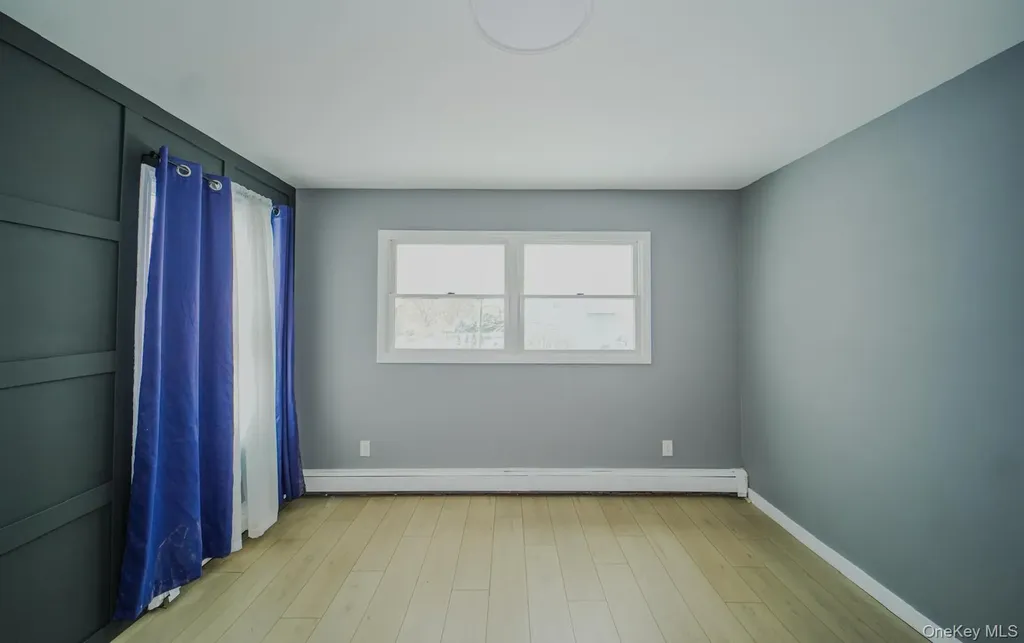 587 Miller Avenue Freeport NY 11520