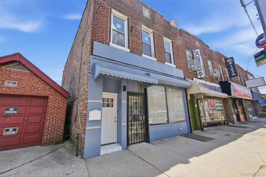 21536 Hillside Avenue Queens Village NY 11427