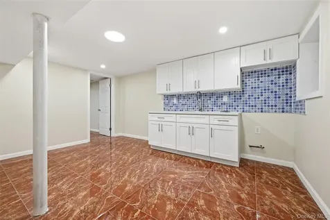 21536 Hillside Avenue Queens Village NY 11427