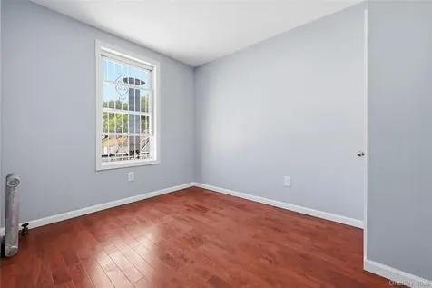 21536 Hillside Avenue Queens Village NY 11427